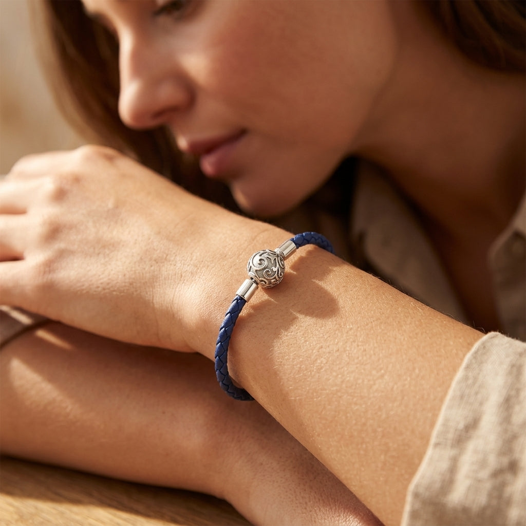 The Anchor Bracelet