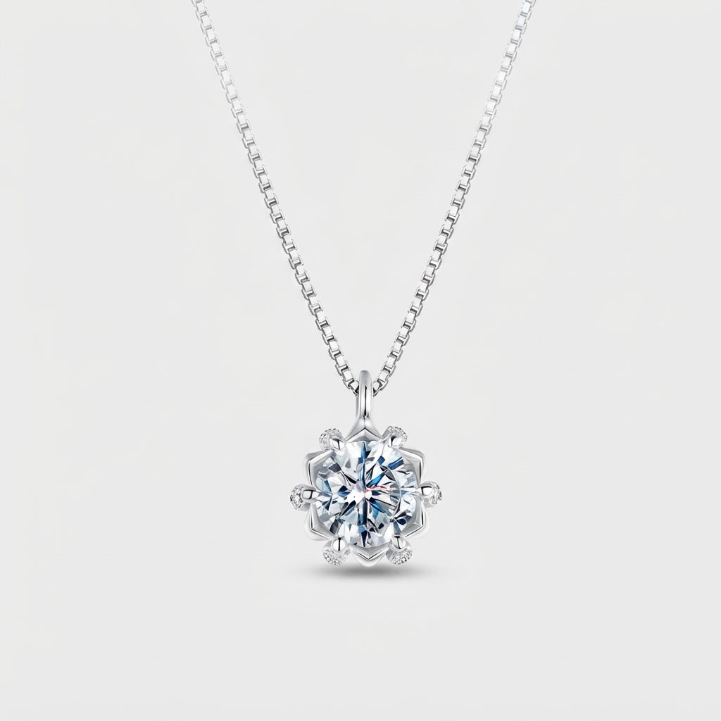 The Bloom Pendant Necklace