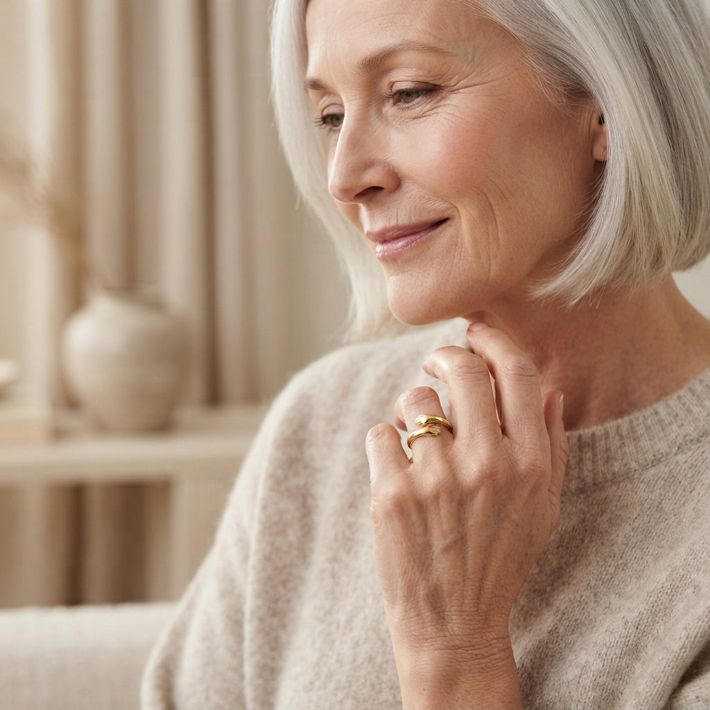 The Ajustable Embrace Ring