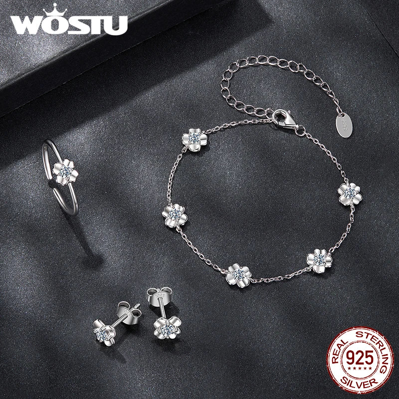 The Lucky Clover Earrings